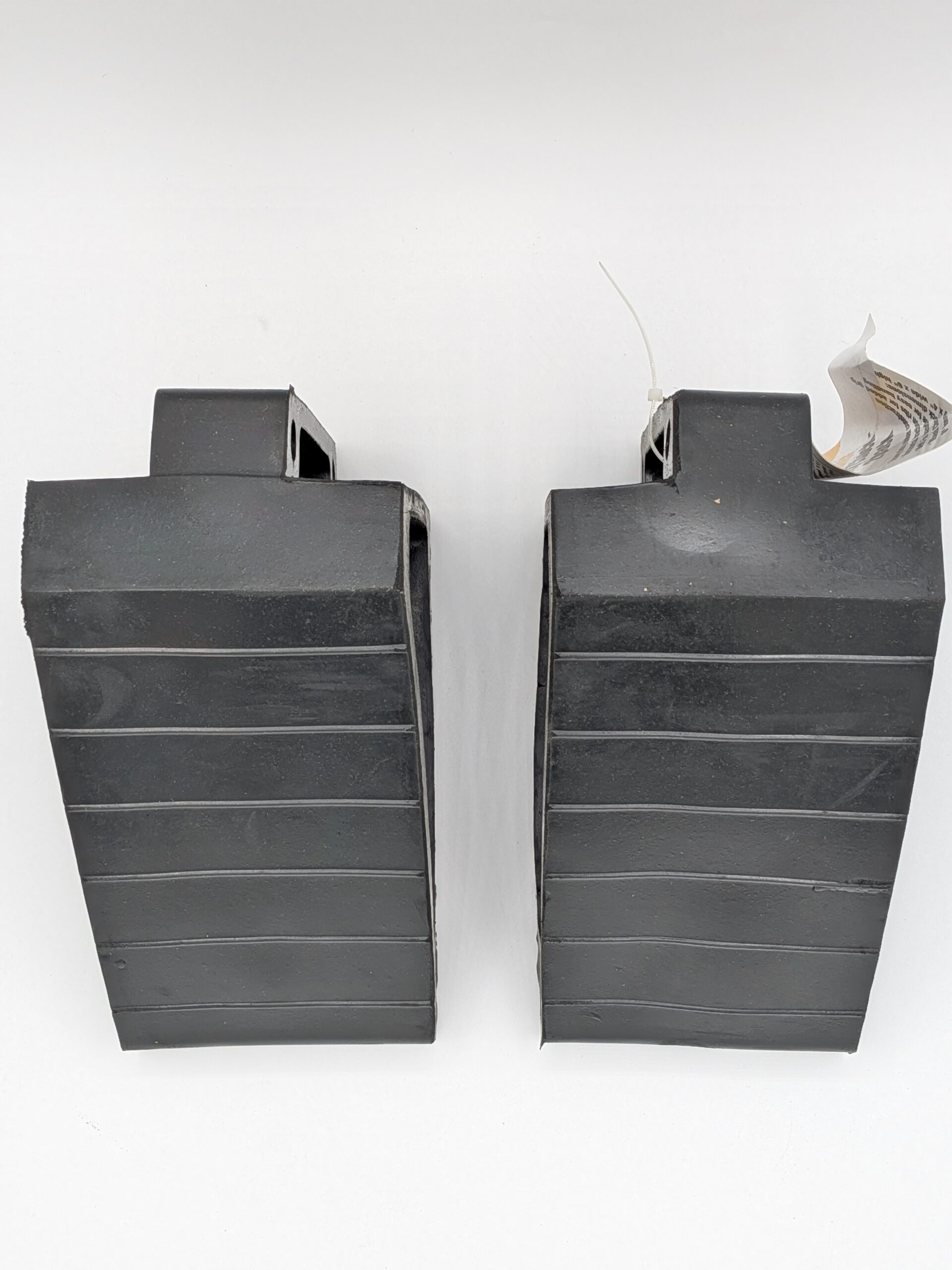 Maxxhaul Ebay-2 Maxxhaul Solid Rubber Wheel Chocks (2-Pack)