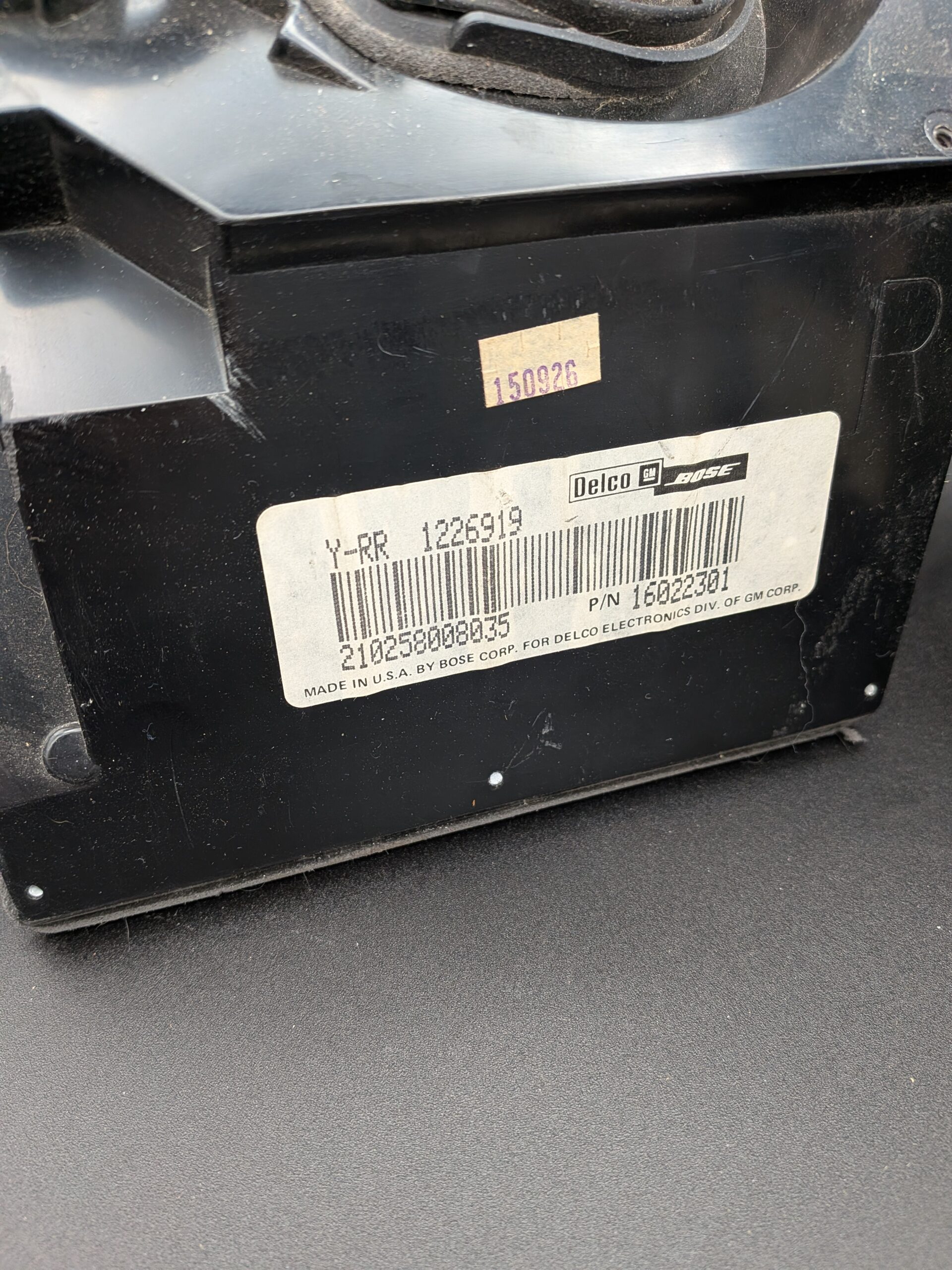 PXL_20251209_213813033 Factory Correct Front and Rear Speakers (GM P/N 16022281 & 16022301)