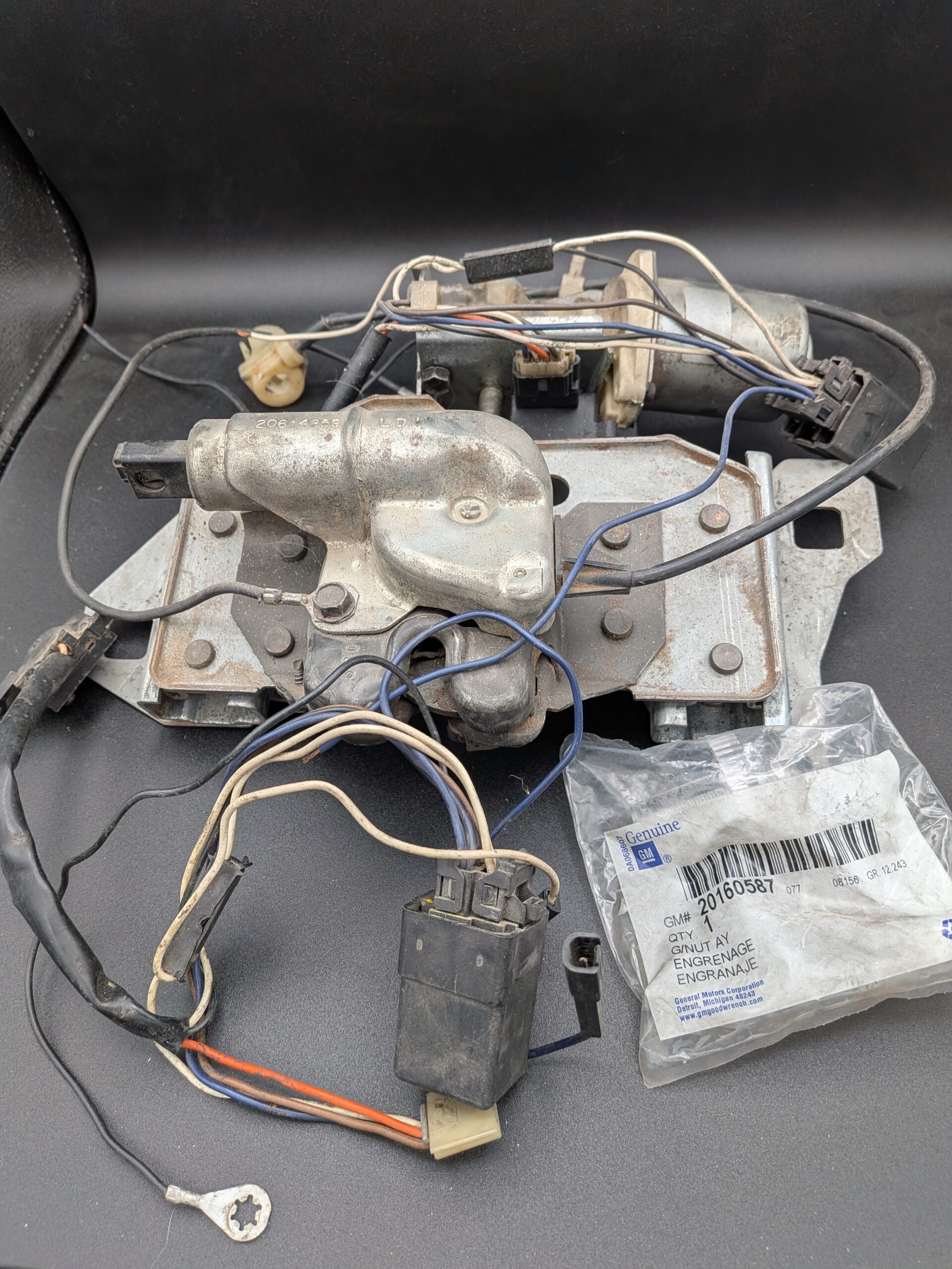 PXL_20251209_225324496 Complete Hatch Pull-Down Assembly for 1988 Camaro