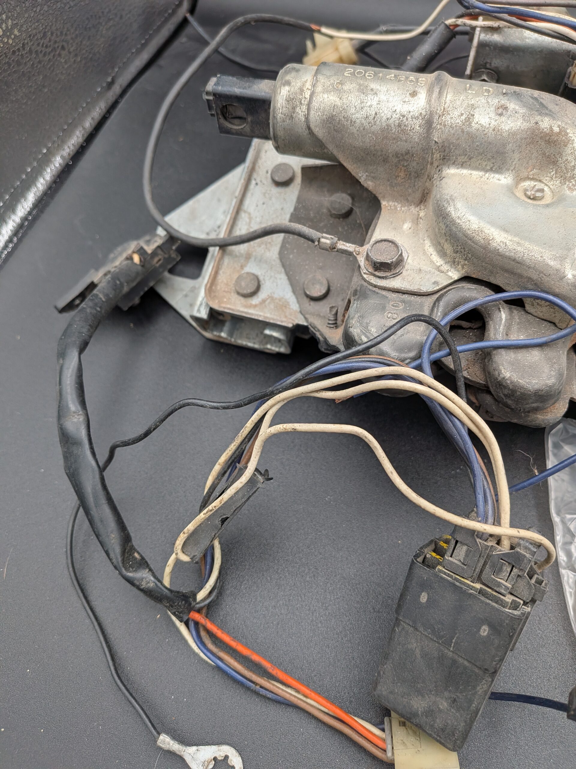 PXL_20251209_225332430 Complete Hatch Pull-Down Assembly for 1988 Camaro